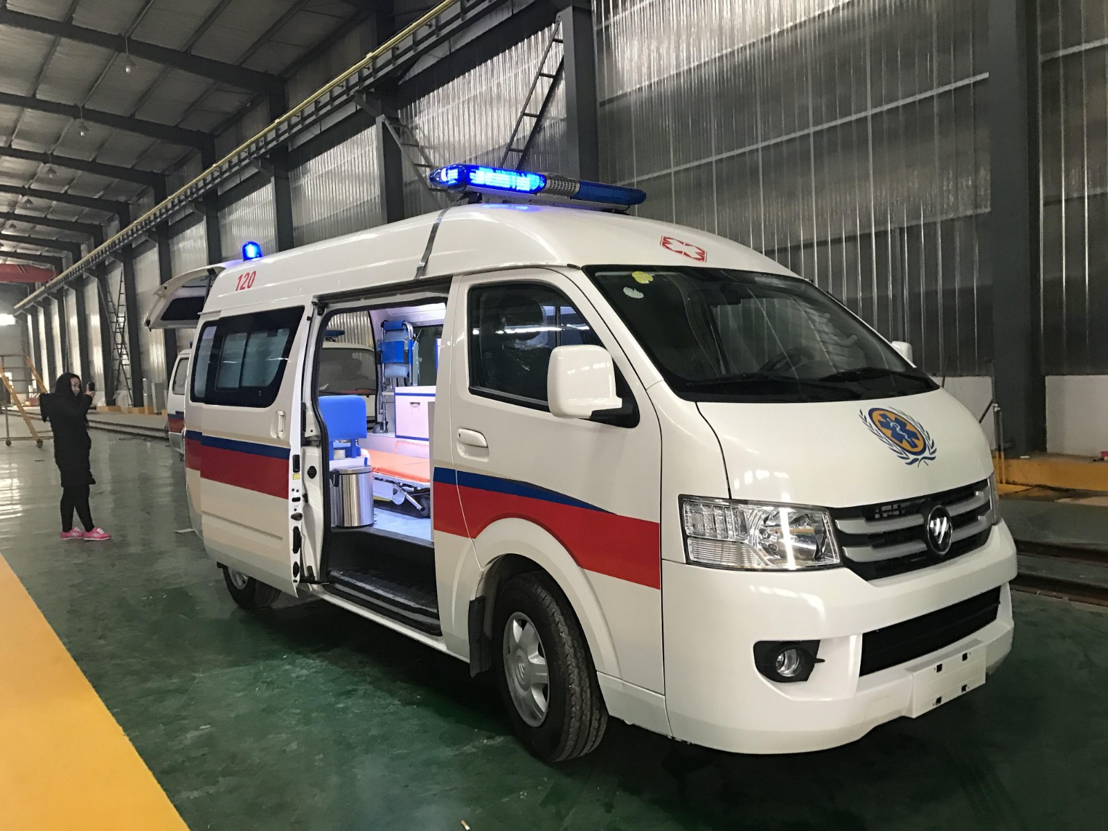 西宁救护车转院